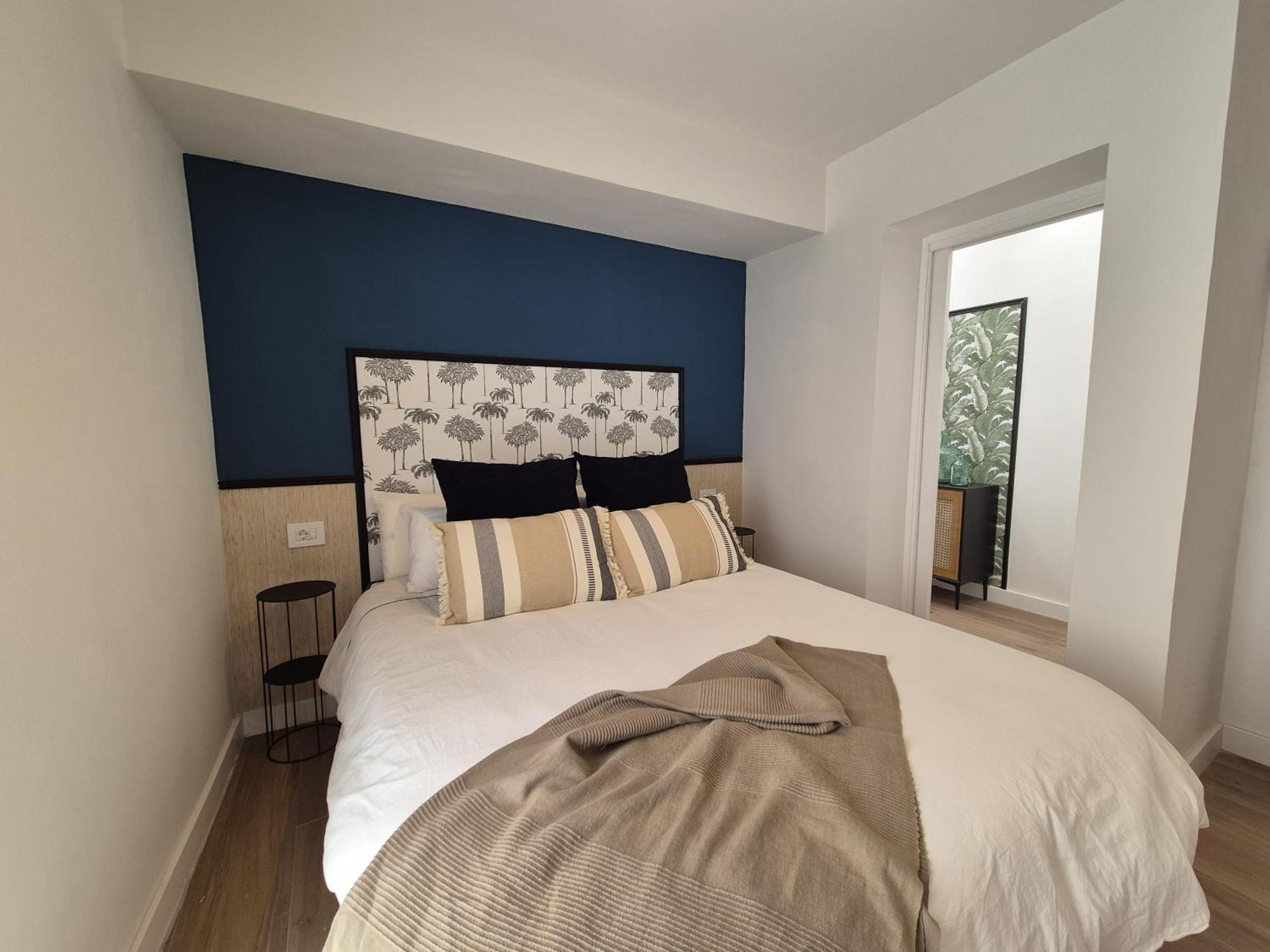 5 Dragos Suites ลาโอโรตาวา ภายนอก รูปภาพ